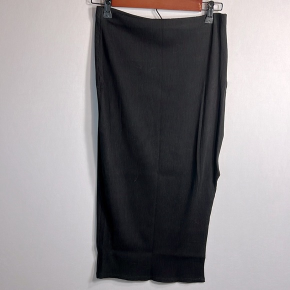 Lulus Black Ribbed Midi Skirt size M - Picture 6 of 7